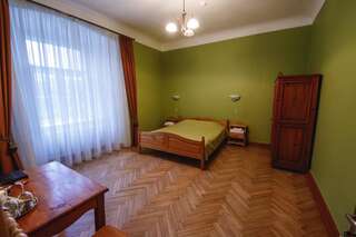 Отель Jaunpils Castle Jaunpils Двухместный номер с 1 кроватью и общей ванной комнатой-4